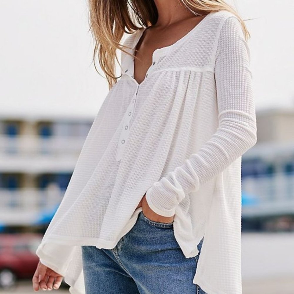 Free People White Kai Henley size XS comfy